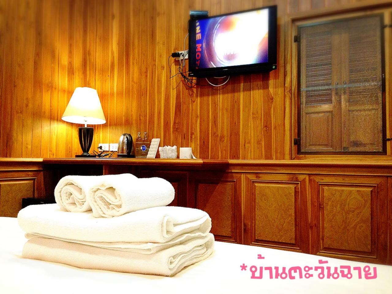 Baan Tawan Shine Surin Hotel Eksteriør billede